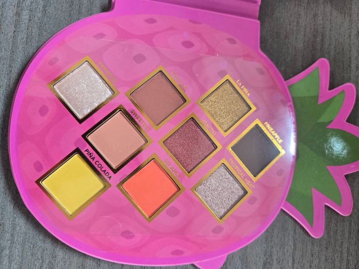 Palette de maquillage - photo numéro 2