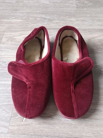 Pantoufles à scratch 41