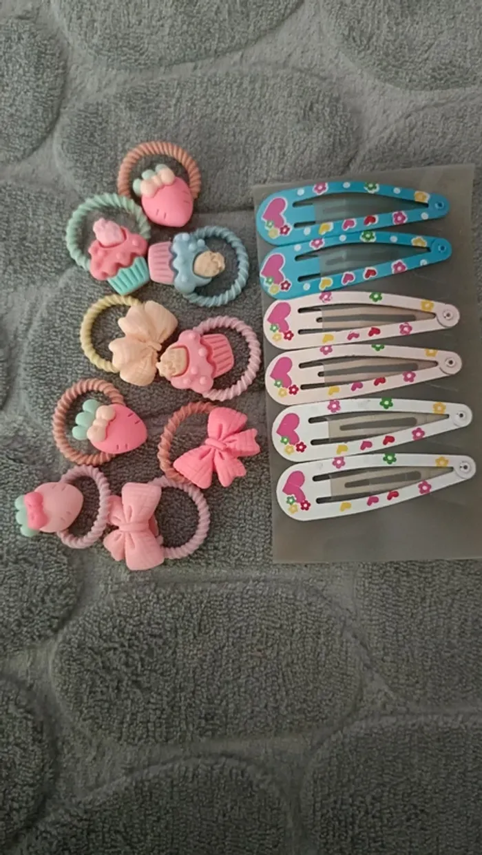 Lot élastique et barrettes à cheveux - photo numéro 4