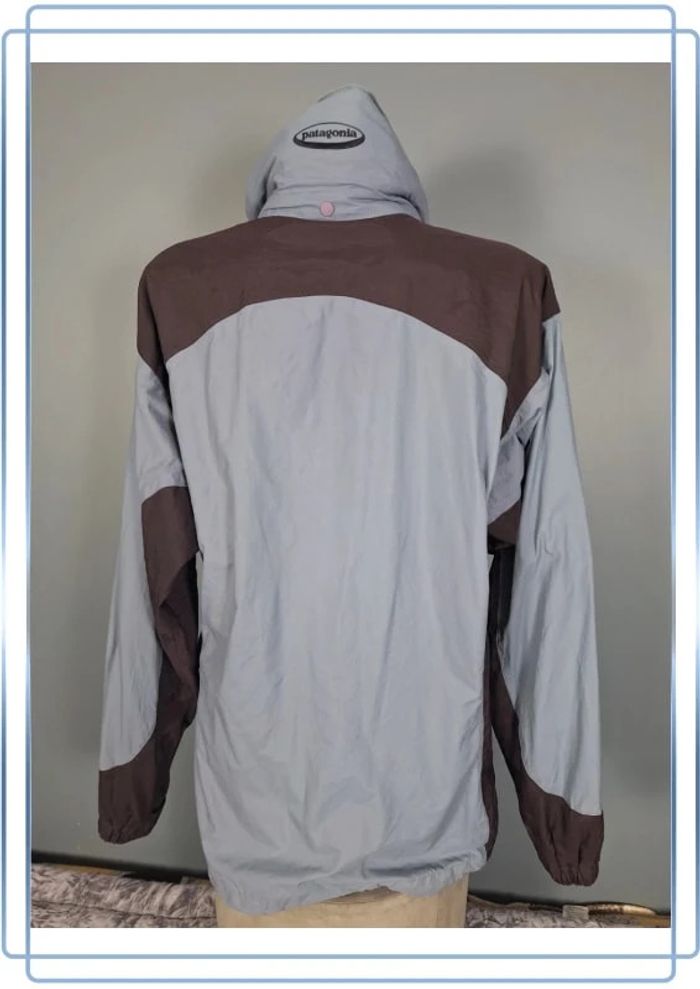 Veste coupe vent à capuche patagonia vintage femme / taille L bleu et noir brodé (257) - photo numéro 9