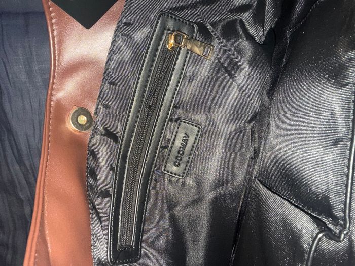 sac à main en cuir jamais utilisé - photo numéro 4