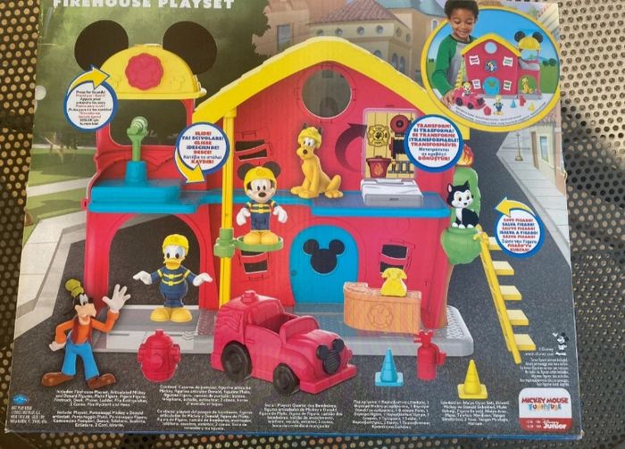 Disney la caserne de pompier Mickey neuve - photo numéro 2