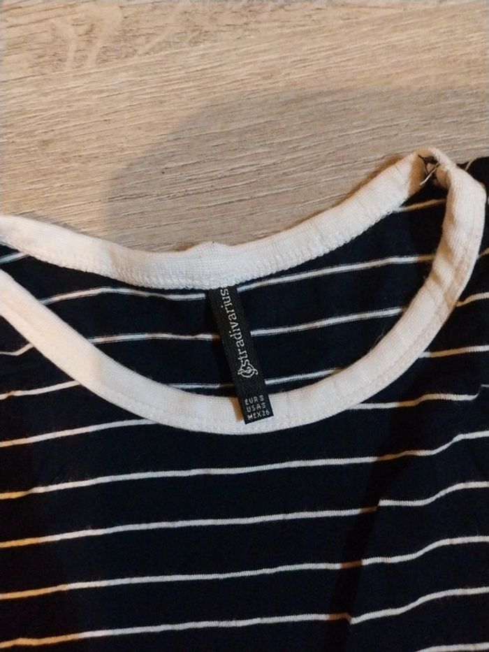 Tee-shirt femme taille s stradivarius - photo numéro 2