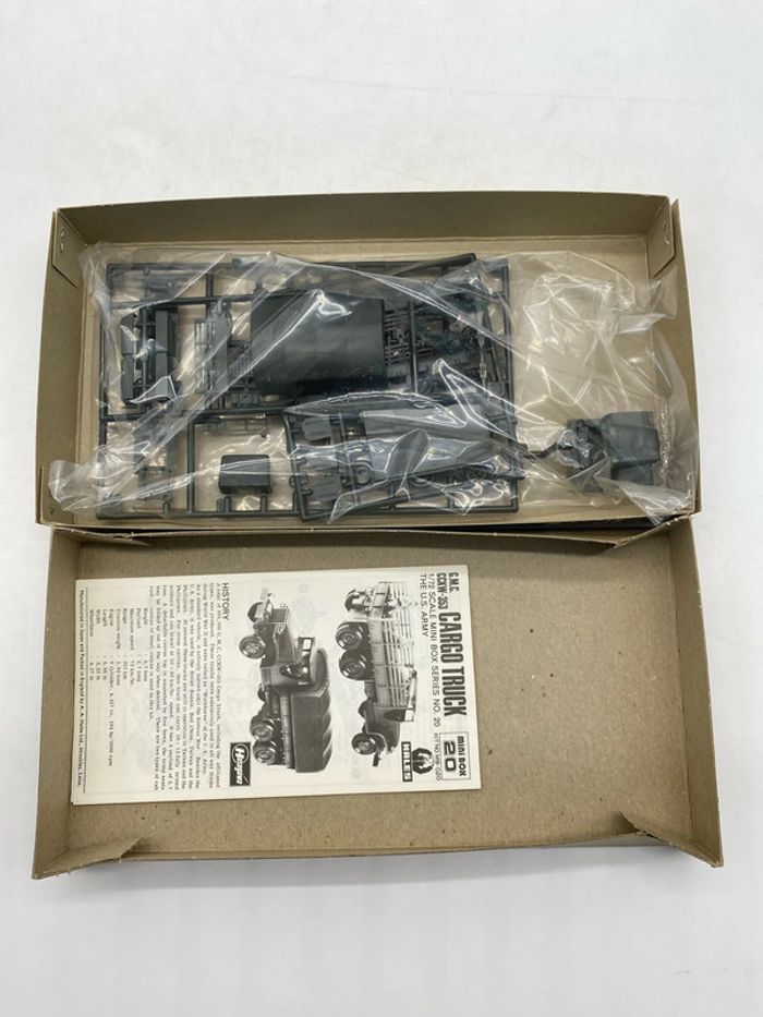 Maquette Hasegawa gmc cargo truck cckw-353 - photo numéro 2