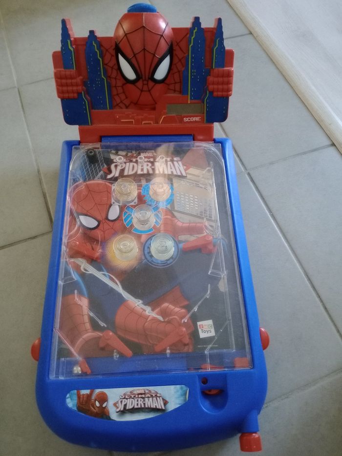 Flipper spiderman - photo numéro 2