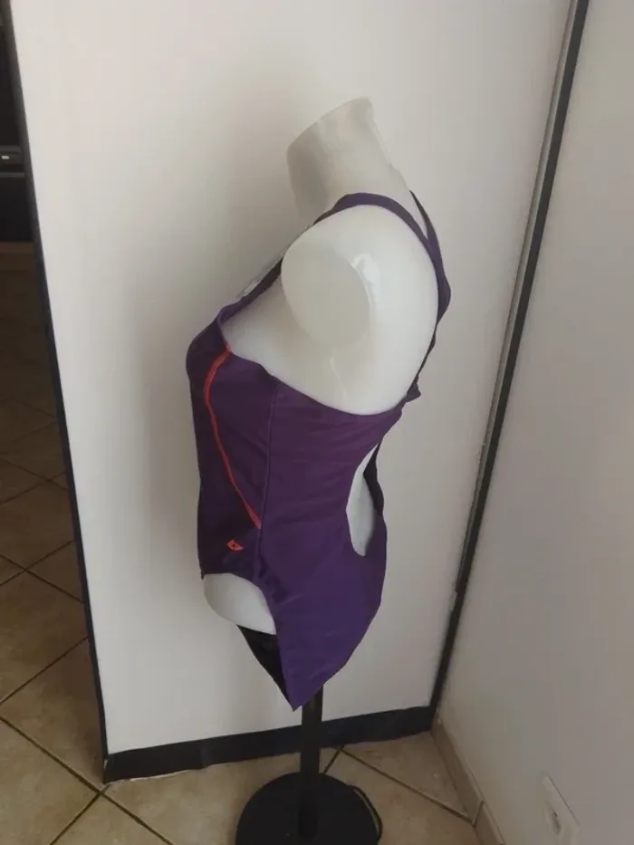 Maillot de bain Athlitech taille 48 violet neuf - photo numéro 3