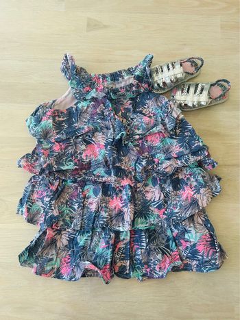 Robe 9 mois + sandales TAO
