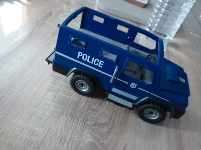 Voiture police playmobil