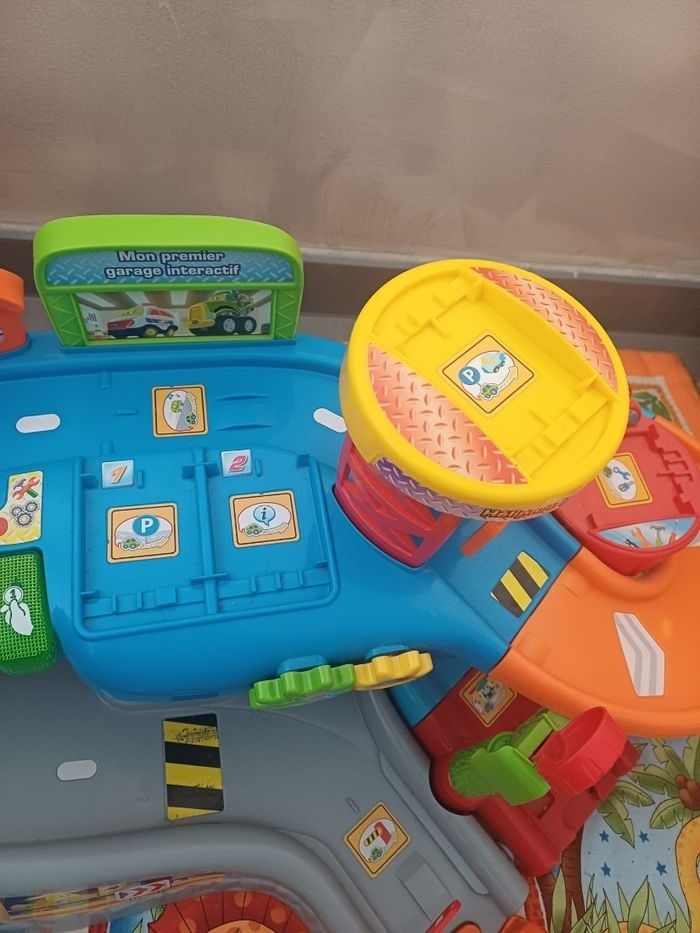 Mon premier garage interactif vtech tut tut bolides - photo numéro 7