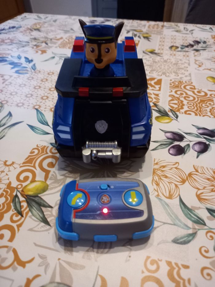 Voiture  télécommander - photo numéro 3