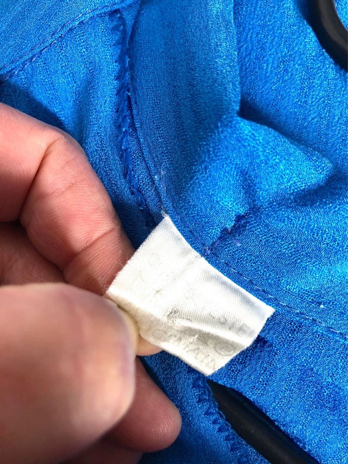 Très beau chemisier col lavaliere vintage bleu taille 36/38 estimée (voir mesures) - photo numéro 6