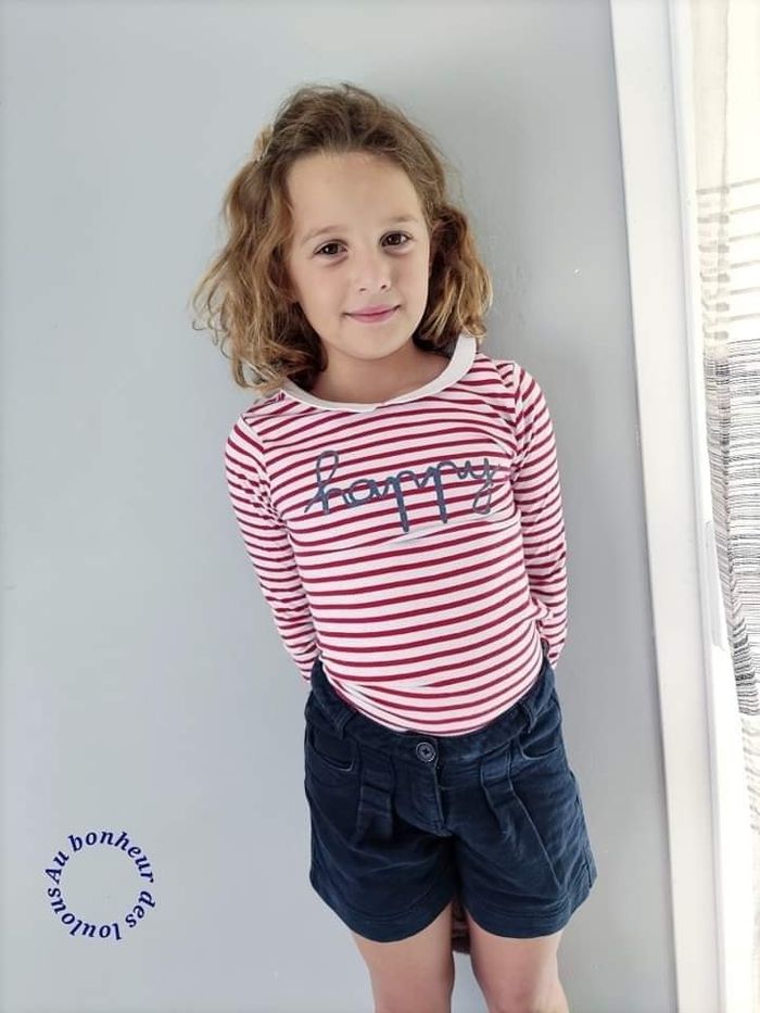 7-8 ans ensemble okaidi Teeshirt (8 ans)et short hivers (7 ans)