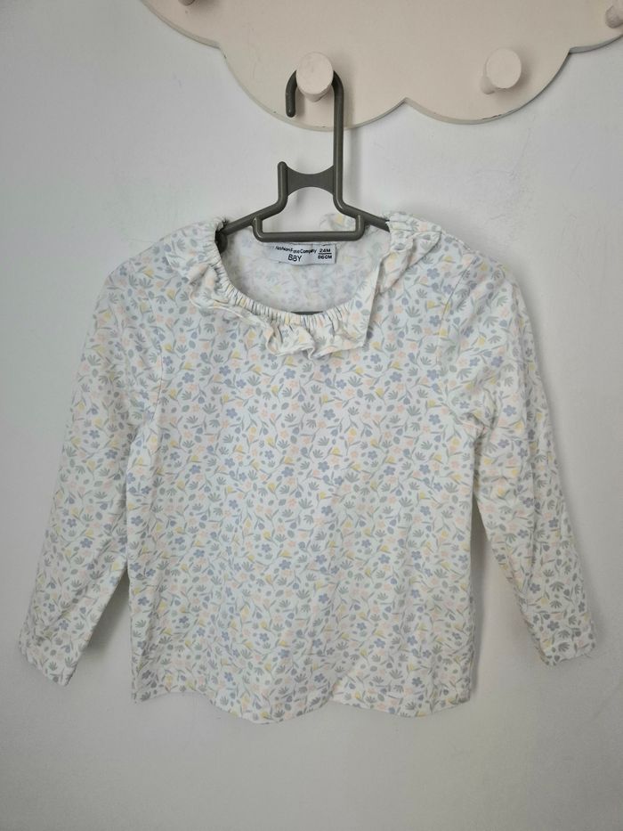 Tee-shirt fleuri * Fashion Private Company *