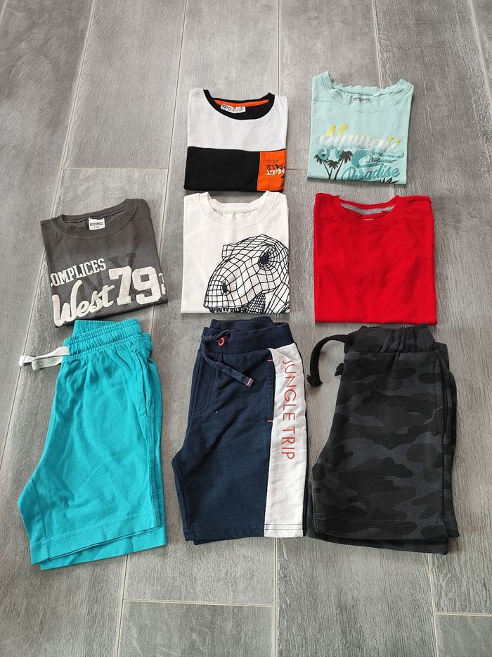 Lot de vêtements en 5 ans