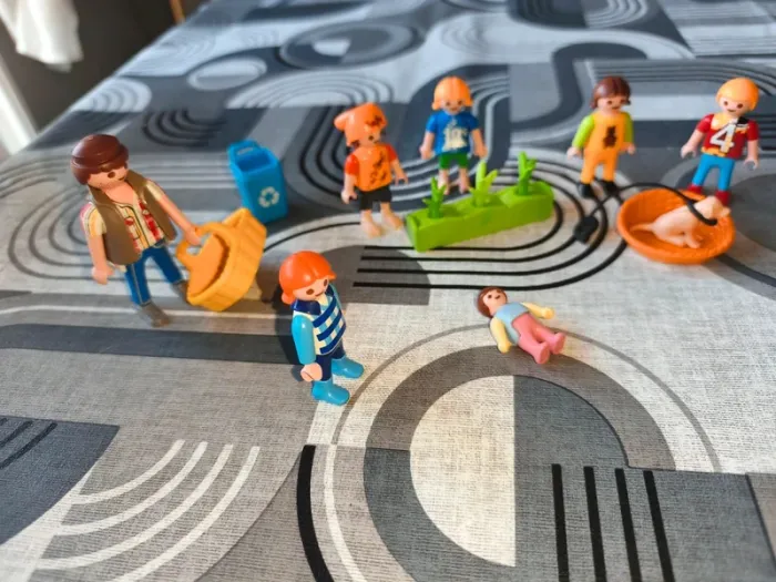 Lot playmobil - photo numéro 2