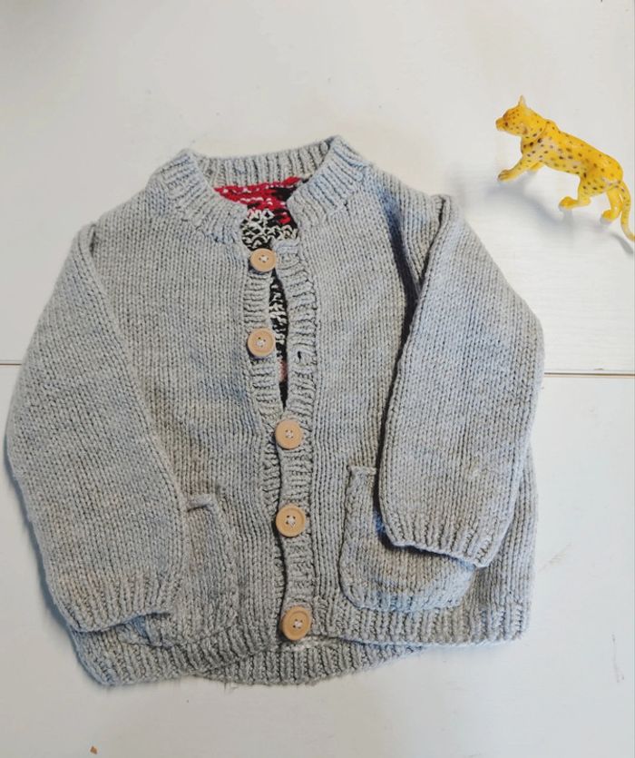 Gilet laine Mickey fait main - photo numéro 2