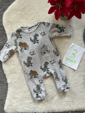 Pyjama ~ kiabi ~ 3 mois