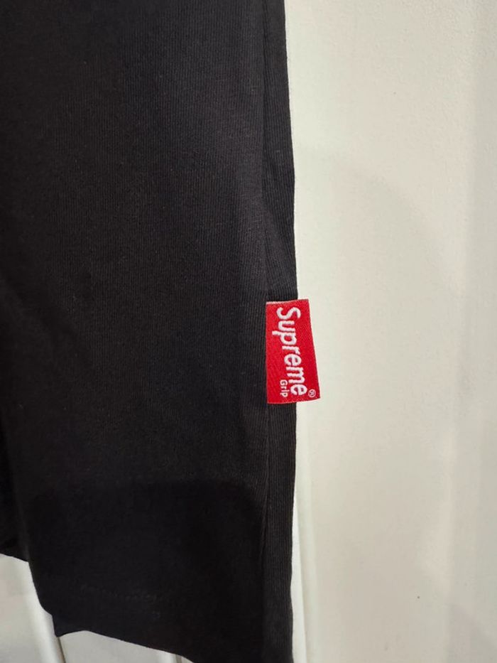 Tee shirt noir Supreme Taille M - photo numéro 2