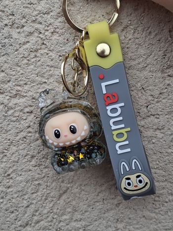 Porte clé labubu 