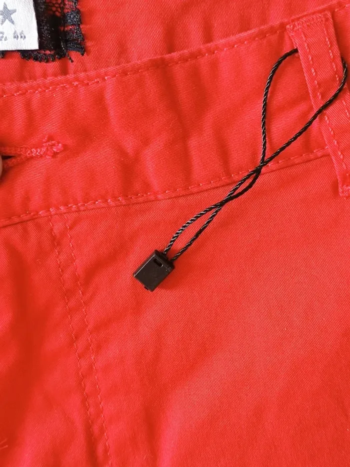 💋 cerise 🍒 short à revers 🍒 neuf 44/42 - photo numéro 3
