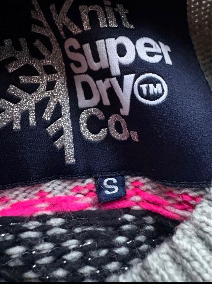 Pull superdry - photo numéro 3