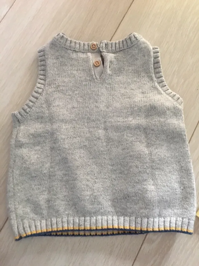 Gilet sans manche + t-shirt manches longues 9 mois sergent major - photo numéro 6