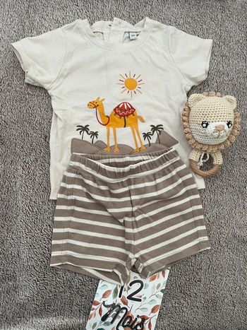 Ensemble short et tee-shirt