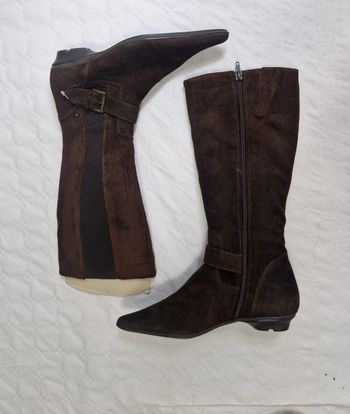 Bottes hautes femme , pointu  , marron , pointure 36