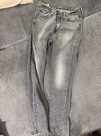 Jean Levis taille 36 Homme