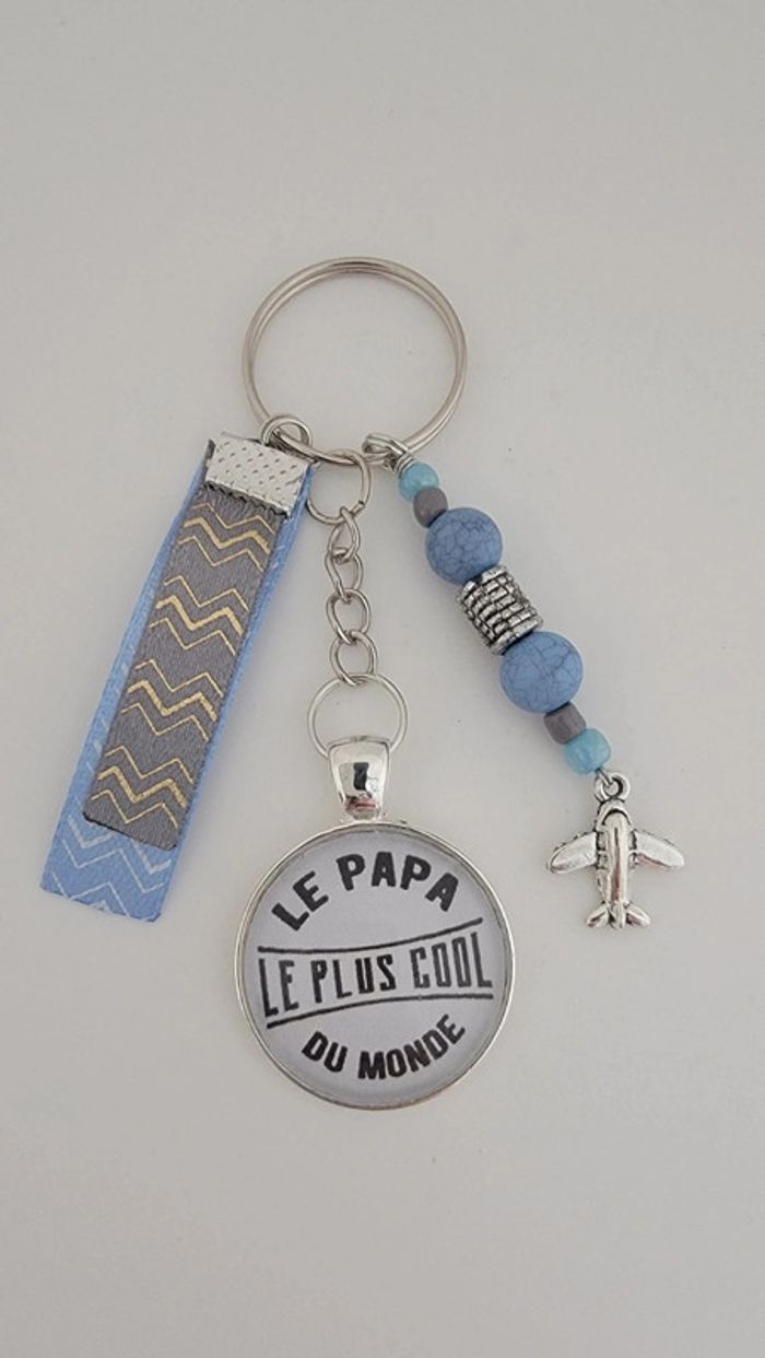 Cadeau papa, porte clé message bijoux de sac " papa le plus coolb