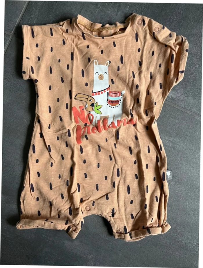 Combishort pyjama short Petit Béguin taille 9 mois
