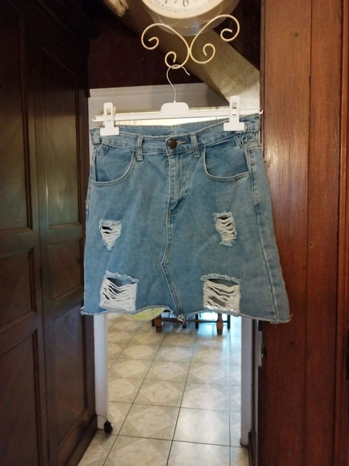 Jupe bleue en jeans déchiré Shein taille S/36 - photo numéro 2