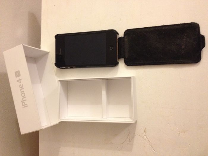 IPhone 4S 8 go pour pièces détachées avec boite et coque - photo numéro 3