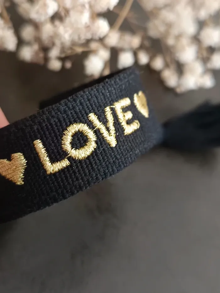 Bracelet tissu noir love or - photo numéro 2