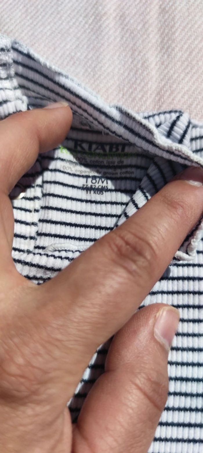 2 hauts manches longues 18 mois - photo numéro 5