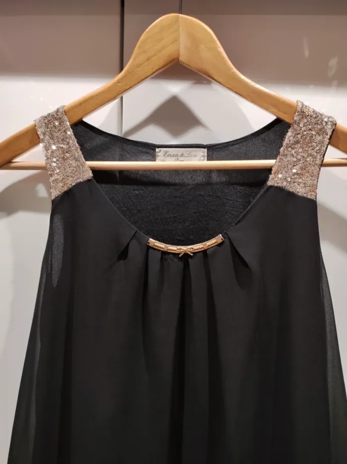 Robe tunique chic noire et sequins dorés - excellent état -T.36/38 - photo numéro 2