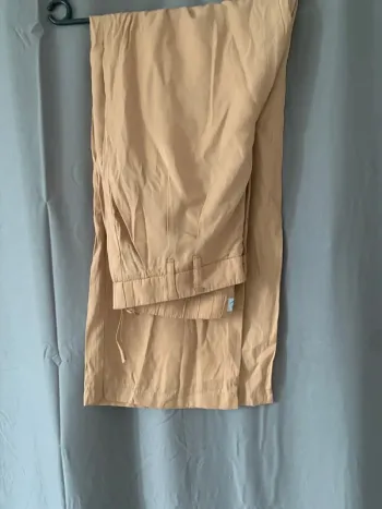 pantalon en satin