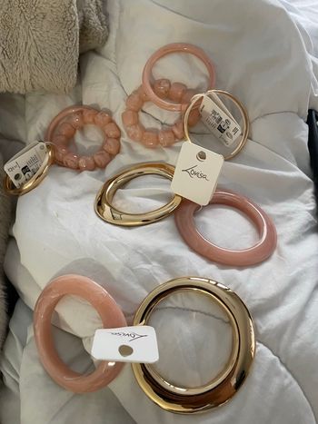 10€ l’unité bracelets lovisa inoxydables