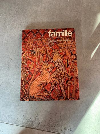 Livre vintage de références décoration art meuble histoire