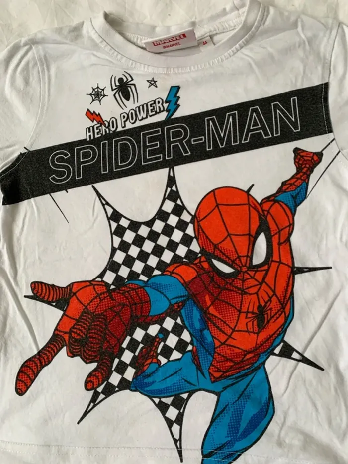 T-shirt Spiderman - photo numéro 2