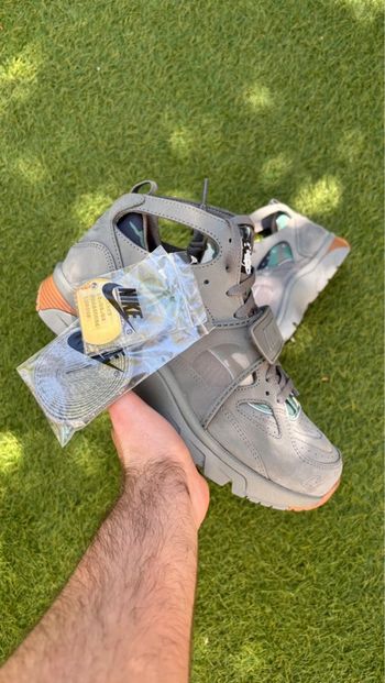 Nike air huarache x corteiz chaussure montante gris marron