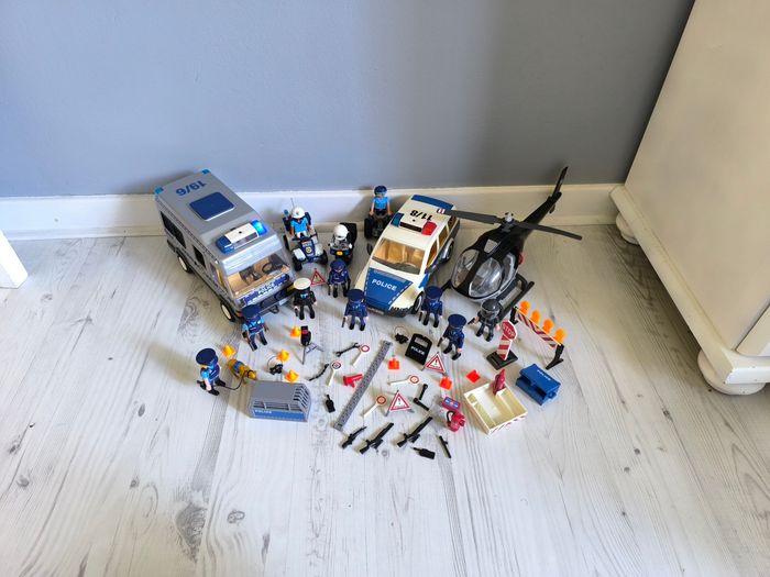 Lot de police playmobil - photo numéro 8