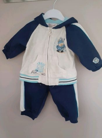 Ensemble jogging 3 mois