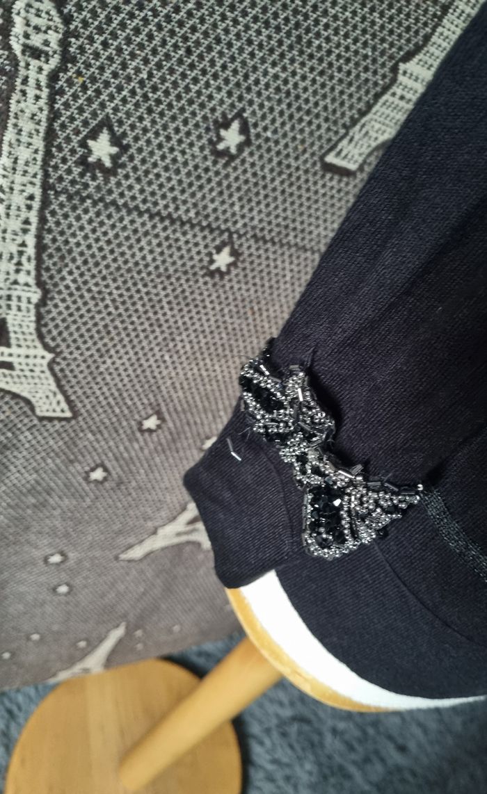 Gilet noir à rayures pailleté taille M - photo numéro 4