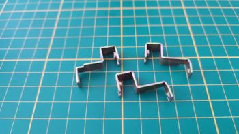 Lot x3 supports métallique h1-1 pièce détachée console de jeux Nintendo Gamecube DOL-001 (EUR) #E37