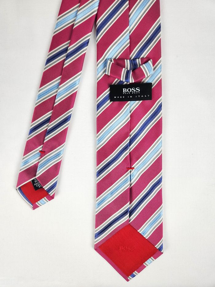 Cravate Hugo Boss en soie Rayures diagonales Rouge et bleue - photo numéro 4