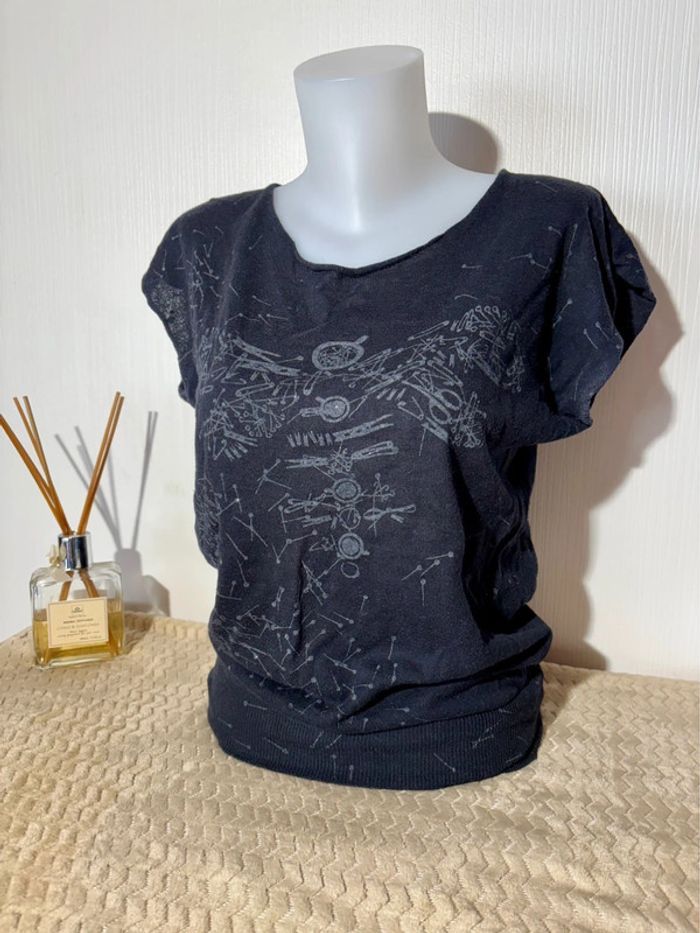 T-shirt noir L.M.V femme TailleM- Imprimé graphique original - photo numéro 2