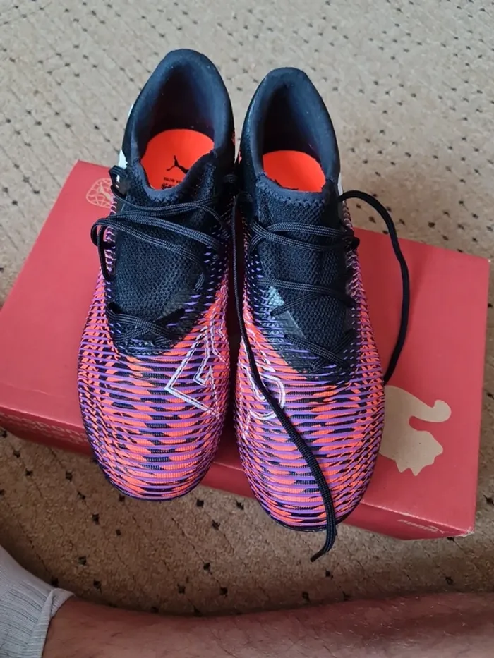 Crampons de football Puma future 8 match neuf T40,5 - photo numéro 7