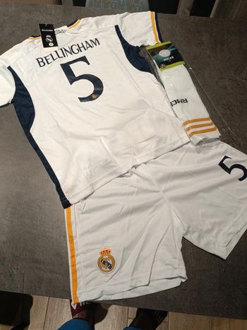 Tenue football real Madrid Jude Bellingham blanc t.26