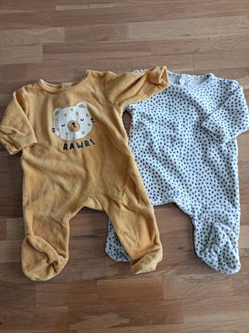 Pyjama 1 mois
